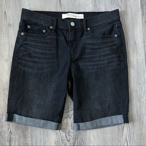GAP Black Bermuda Shorts Never Worn